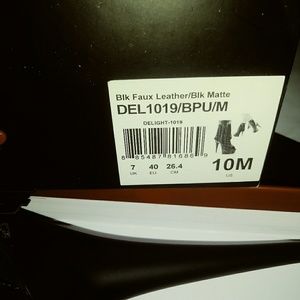 Pleaser stripper boots with fringe NEW IN BOX